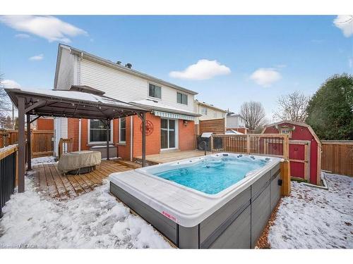 71 Royaledge Way, Hamilton, ON - Outdoor With Exterior