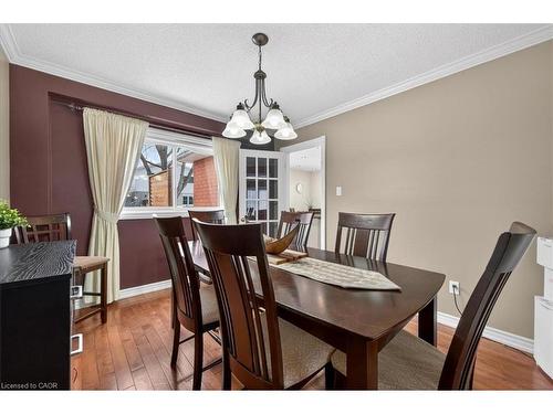 71 Royaledge Way, Hamilton, ON - Indoor Photo Showing Dining Room