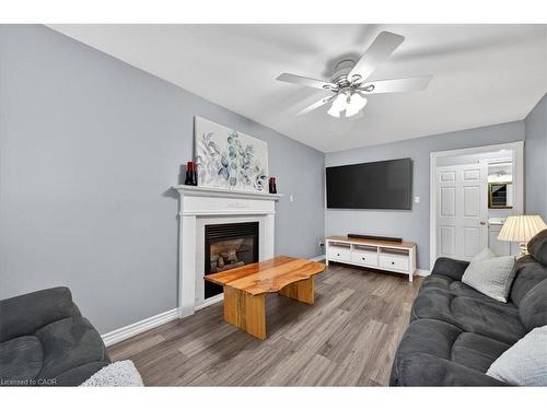 71 Royaledge Way, Hamilton, ON - Indoor Photo Showing Living Room With Fireplace