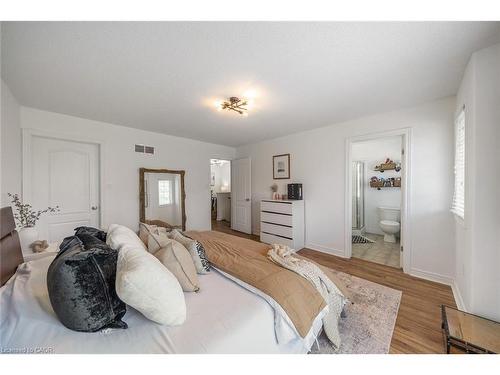 4-10 Liddycoat Lane, Hamilton, ON - Indoor Photo Showing Bedroom