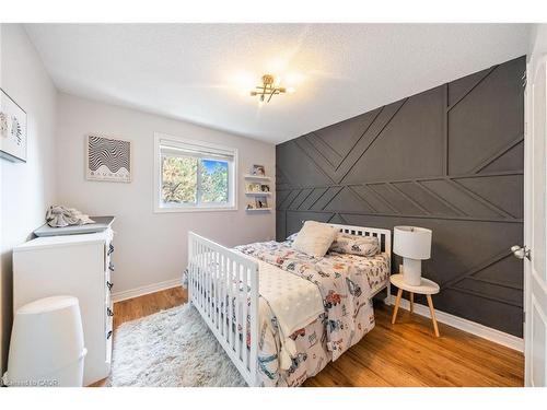4-10 Liddycoat Lane, Hamilton, ON - Indoor Photo Showing Bedroom