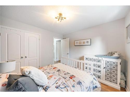 4-10 Liddycoat Lane, Hamilton, ON - Indoor Photo Showing Bedroom