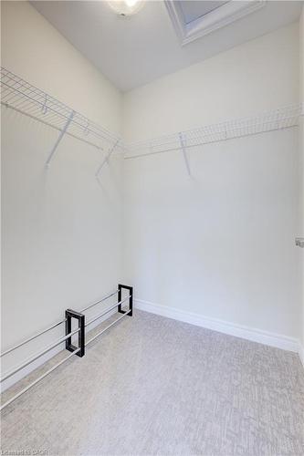 116-10 Birmingham Drive, Cambridge, ON - Indoor With Storage