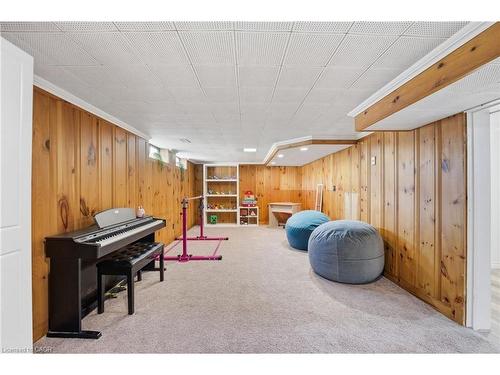 11 Kensington Avenue, Kitchener, ON - Indoor