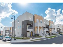 67 Progress Crescent  Kitchener, ON N2R 0R7