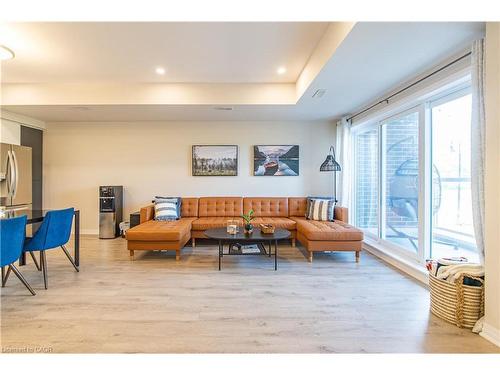 67 Progress Crescent, Kitchener, ON - Indoor