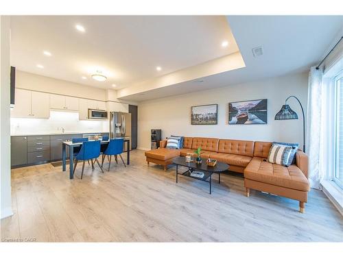 67 Progress Crescent, Kitchener, ON - Indoor