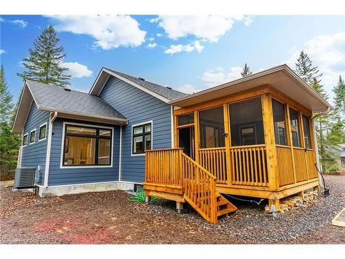 1049 Greensview Drive, Huntsville, ON - Outdoor