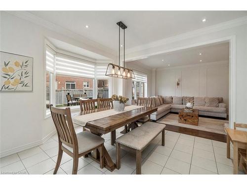 30 Danfield Court, Brampton, ON - Indoor Photo Showing Dining Room