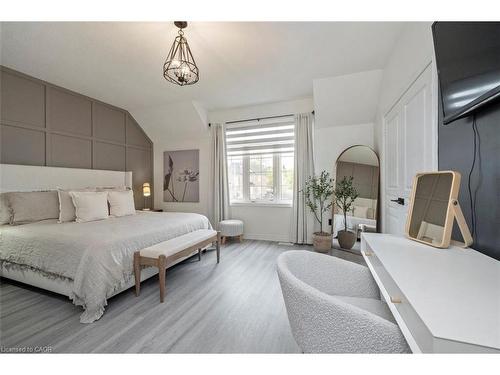 30 Danfield Court, Brampton, ON - Indoor Photo Showing Bedroom