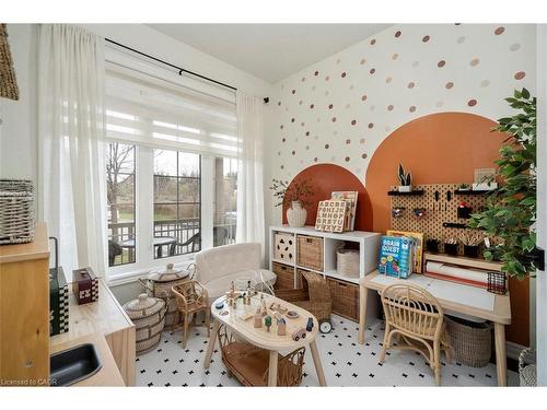 30 Danfield Court, Brampton, ON - Indoor