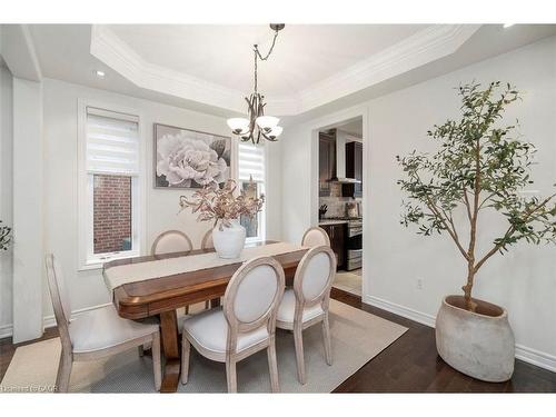 30 Danfield Court, Brampton, ON - Indoor Photo Showing Dining Room