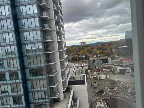 2706-25 Wellington Street S, Kitchener, ON - Outdoor With Balcony