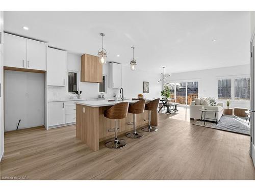 8868 Angie Drive, Niagara Falls, ON - Indoor