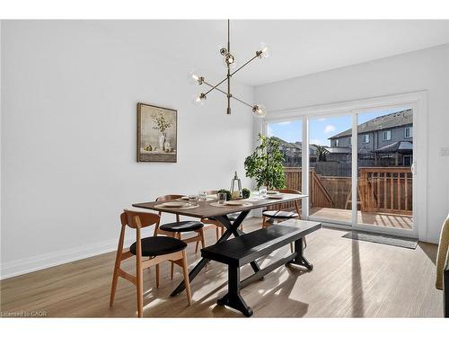 8868 Angie Drive, Niagara Falls, ON - Indoor Photo Showing Other Room