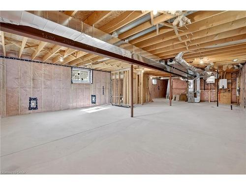 8868 Angie Drive, Niagara Falls, ON - Indoor Photo Showing Basement