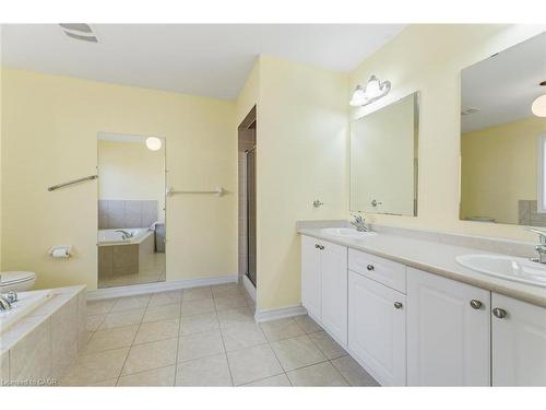 6537 St Michael Avenue, Niagara Falls, ON - Indoor Photo Showing Bathroom