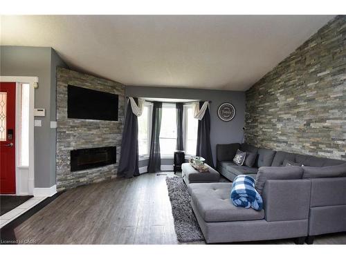 448 Acadia Drive, Hamilton, ON - Indoor Photo Showing Living Room With Fireplace