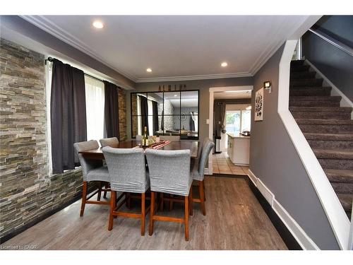 448 Acadia Drive, Hamilton, ON - Indoor Photo Showing Dining Room