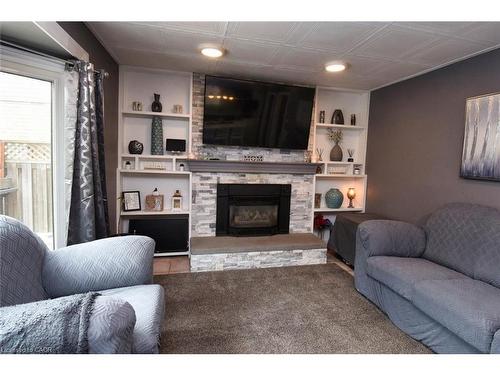 448 Acadia Drive, Hamilton, ON - Indoor Photo Showing Living Room With Fireplace