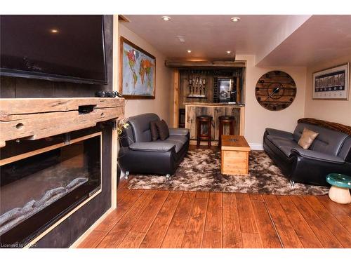 448 Acadia Drive, Hamilton, ON - Indoor Photo Showing Living Room With Fireplace
