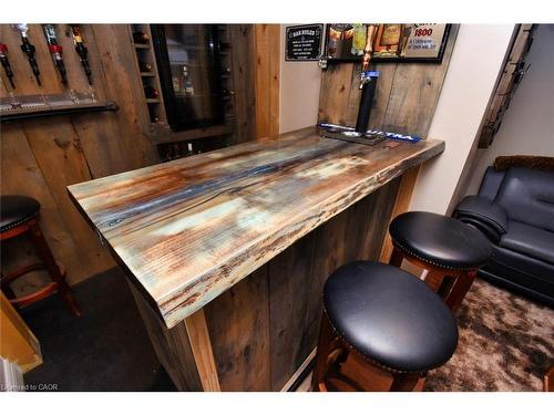 448 Acadia Drive, Hamilton, ON - Indoor Photo Showing Other Room