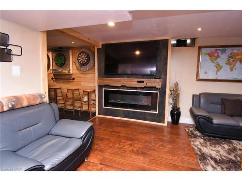 448 Acadia Drive, Hamilton, ON - Indoor Photo Showing Living Room With Fireplace