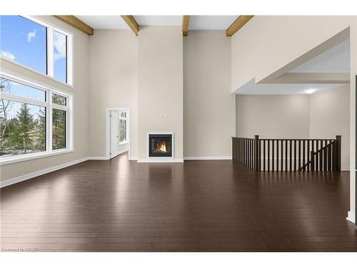 83-1007 Kingsridge Court, Huntsville, ON - Indoor Photo Showing Living Room