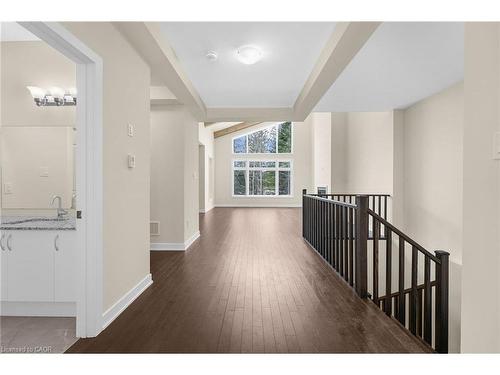 83-1007 Kingsridge Court, Huntsville, ON - Indoor Photo Showing Other Room