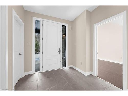 83-1007 Kingsridge Court, Huntsville, ON - Indoor Photo Showing Other Room