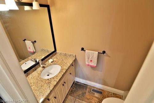 263 Princess Royal Court, Oakville, ON - Indoor Photo Showing Bathroom