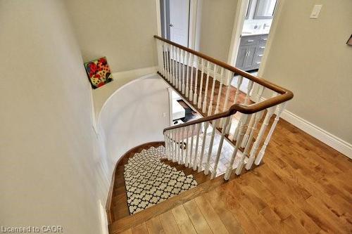 263 Princess Royal Court, Oakville, ON - Indoor Photo Showing Other Room