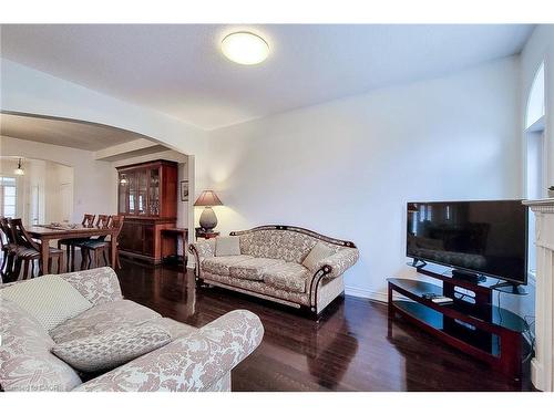 3362 Whilabout Terrace, Oakville, ON - Indoor Photo Showing Living Room