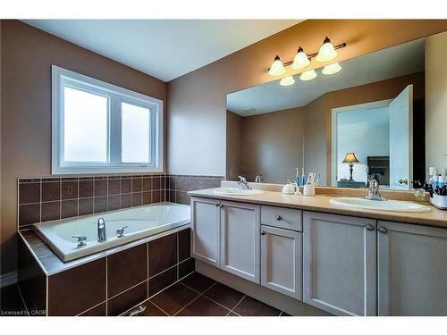 3362 Whilabout Terrace, Oakville, ON - Indoor Photo Showing Bathroom