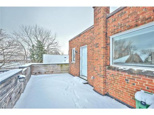 Upper-229 East 13Th Street, Hamilton, ON - Outdoor