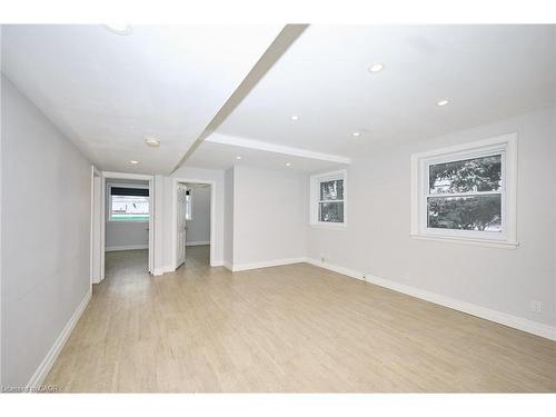Upper-229 East 13Th Street, Hamilton, ON - Indoor Photo Showing Other Room