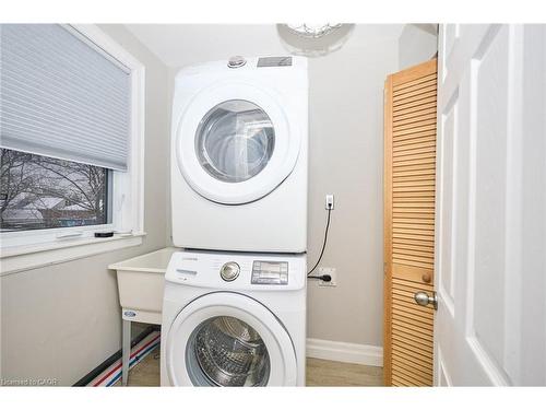 Upper-229 East 13Th Street, Hamilton, ON - Indoor Photo Showing Laundry Room