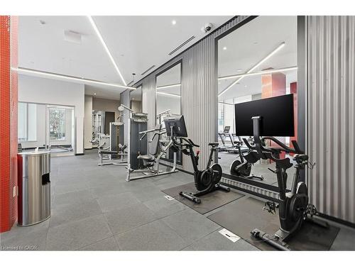 416-212 King William Street, Hamilton, ON - Indoor Photo Showing Gym Room