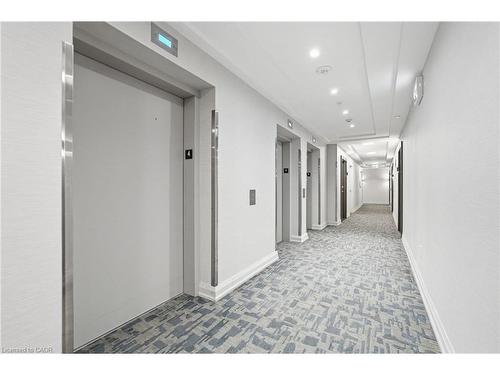 416-212 King William Street, Hamilton, ON - Indoor Photo Showing Other Room