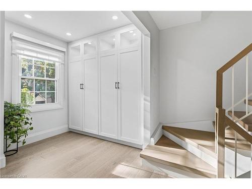 23-1357 Ontario Street, Burlington, ON - Indoor Photo Showing Other Room