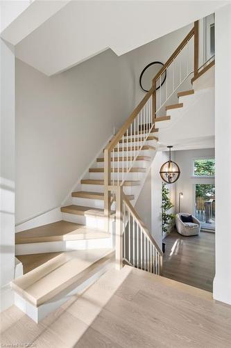 23-1357 Ontario Street, Burlington, ON - Indoor Photo Showing Other Room