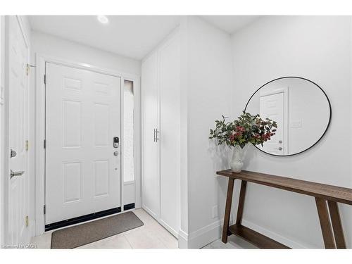 23-1357 Ontario Street, Burlington, ON - Indoor Photo Showing Other Room