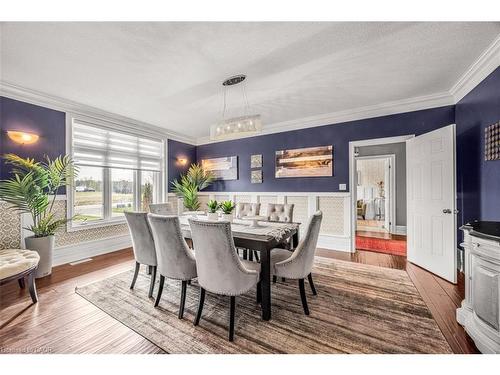 20 Chesswood Trail, Hamilton, ON - Indoor Photo Showing Dining Room