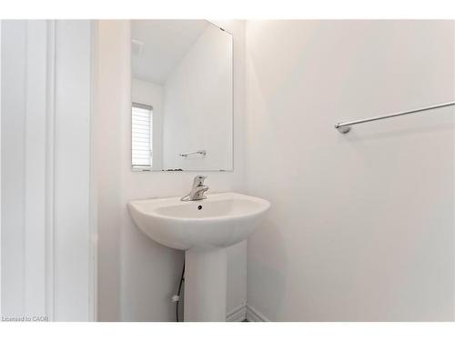 35 Lincoln Drive, Belleville, ON - Indoor Photo Showing Bathroom