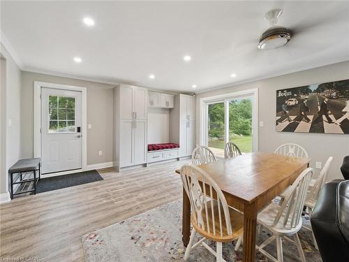 891 Peninsula Road, Gravenhurst, ON - Indoor Photo Showing Dining Room