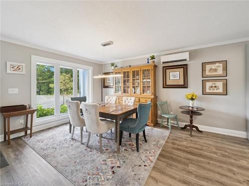 891 Peninsula Road, Gravenhurst, ON - Indoor Photo Showing Dining Room