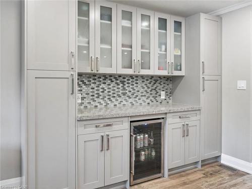 891 Peninsula Road, Gravenhurst, ON - Indoor Photo Showing Other Room