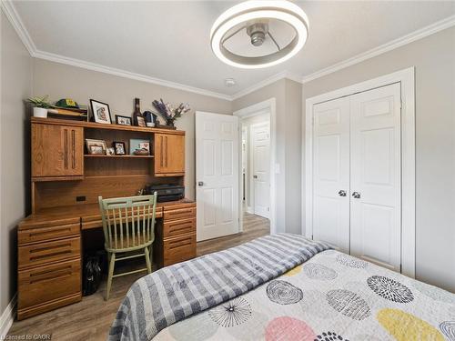 891 Peninsula Road, Gravenhurst, ON - Indoor Photo Showing Bedroom