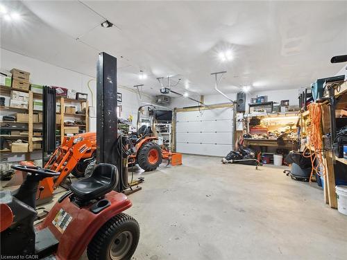 891 Peninsula Road, Gravenhurst, ON - Indoor Photo Showing Garage