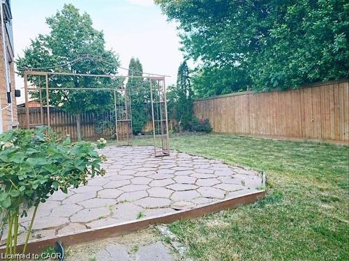 3 Lanza Court, Hamilton, ON 